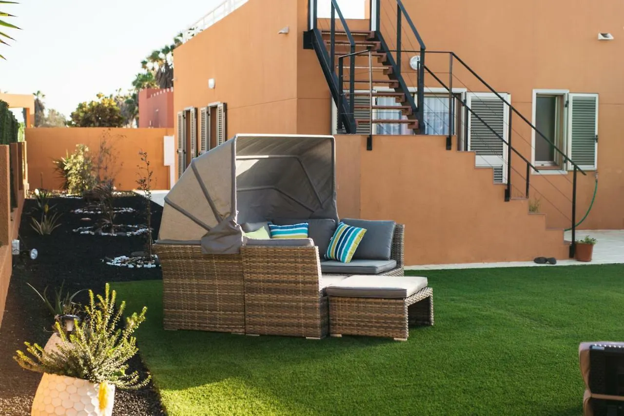 Eco Villa White Suite With Climatized Pool Caleta De Fuste Spanien